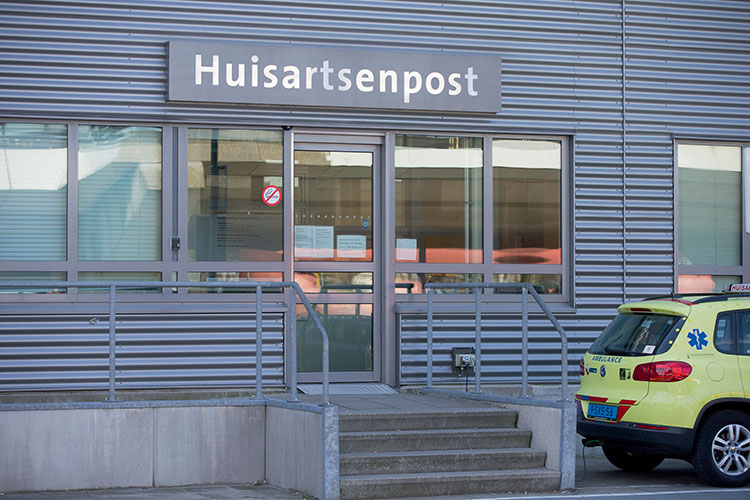 Spoedvisites op de huisartsenpost Huisarts & Wetenschap