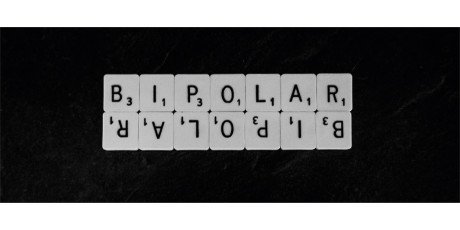 Een groot deel van mensen met een bipolaire stoornis gebruikt geen medicatie. Het is de vraag hoe zij met hun ziekte omgaan.