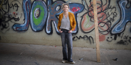 Hoogleraar kinderbrandwondenzorg Annebeth de Vries: betere preventie is nodig, met gerichte voorlichting aan risicogroepen. Foto: Margot Scheerder.