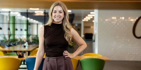 Huisarts en ‘influencer’ Evie Lodder legt uit hoe je misinformatie bespreekbaar maakt in de spreekkamer. Foto: David Lok