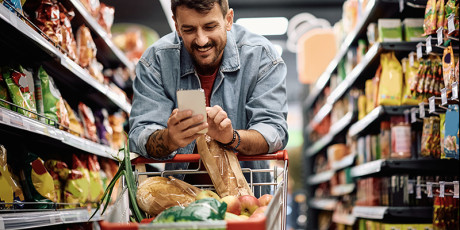 Gebruikers van de AI-leefstijlcoachapp ontvingen bij de supermarkt een voedingstip. Foto: Shutterstock