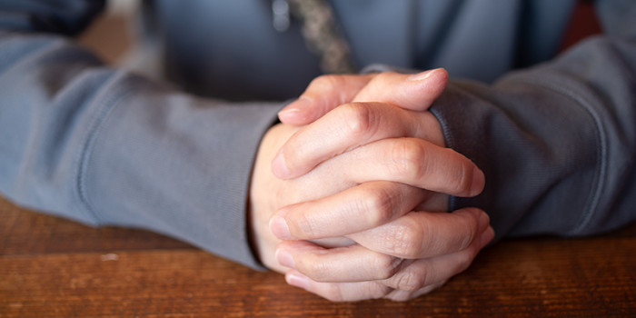 Het exploreren van onderliggende zorgen bij een behandelverzoek of -weigering kan gezamenlijke besluitvorming ondersteunen. Foto: Shutterstock